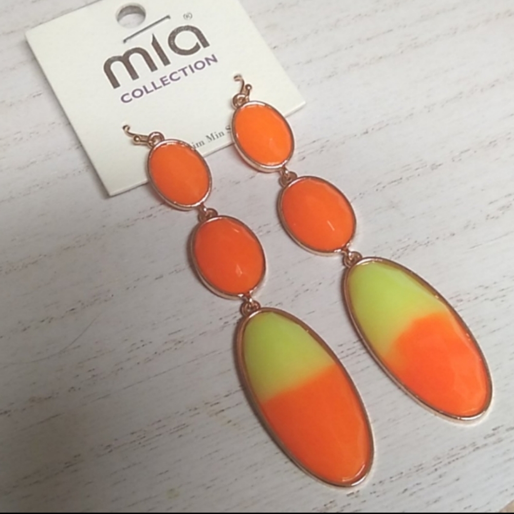 😻 Big 3 Tier Orange & Florescent Yellow Dangles